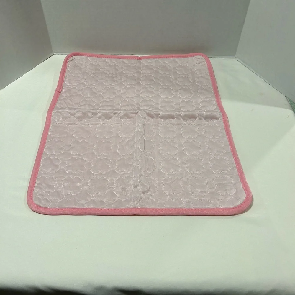 NWOT Pink Pet Quilted Cooling Mat